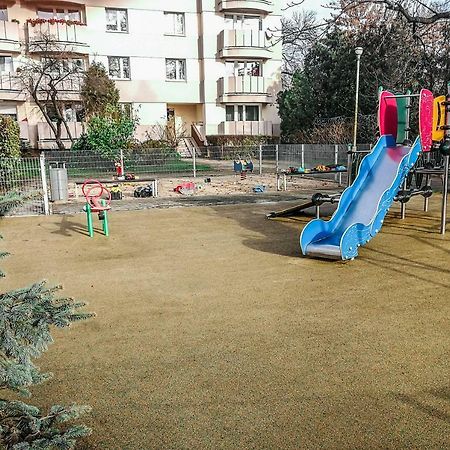 Velvet Lazienki Park ワルシャワ エクステリア 写真