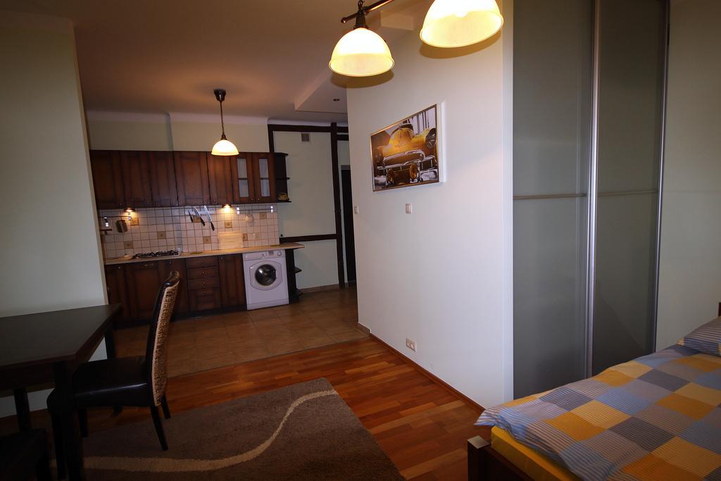 Velvet Lazienki Park ワルシャワ 部屋 写真